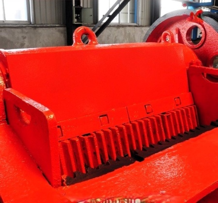 Щековая дробилка серии PEX 500x1500